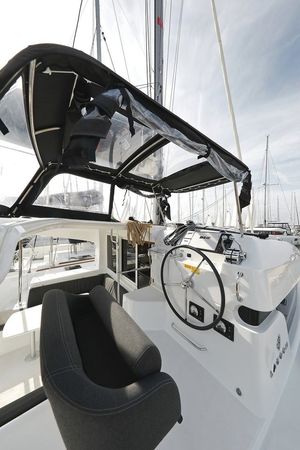 Lagoon 40 | Blue Angel