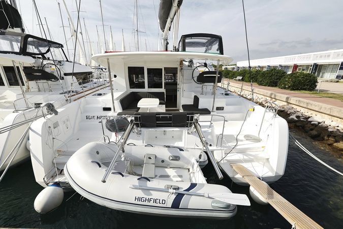 Lagoon 40 | Blue Angel