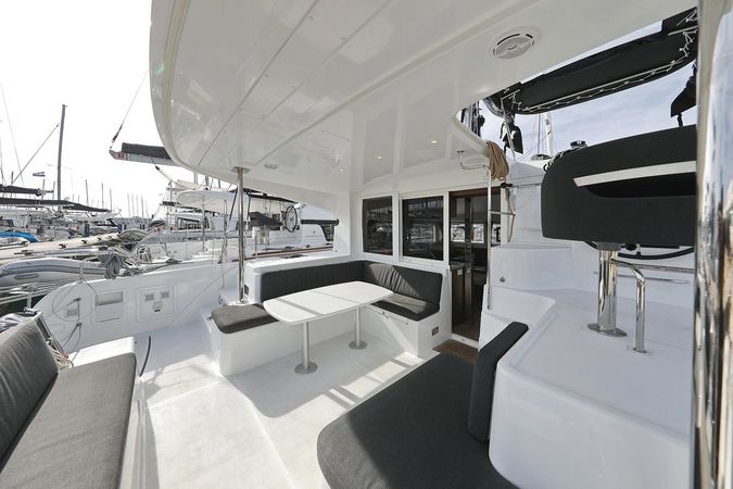Lagoon 40 | Blue Angel
