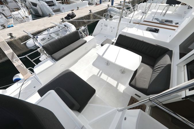 Lagoon 40 | Blue Angel