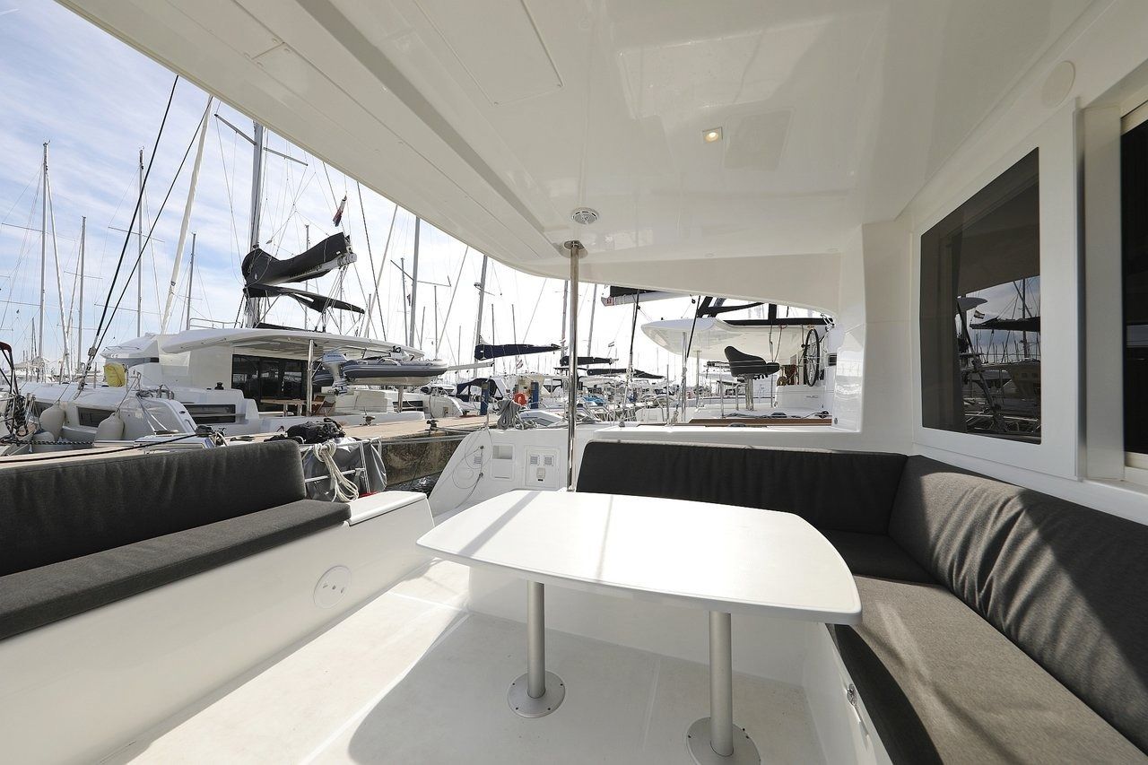 Lagoon 40 | Blue Angel