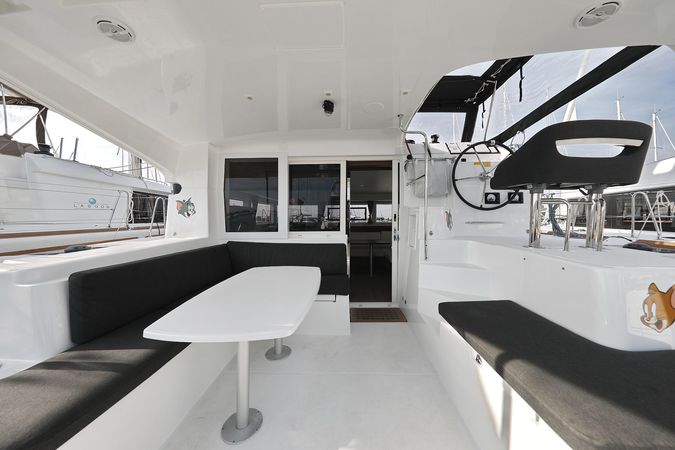 Lagoon 40 | Tom & Jerry