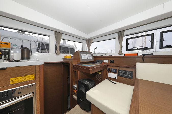 Lagoon 40 | Tom & Jerry