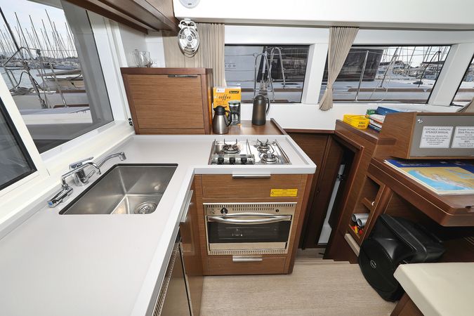 Lagoon 40 | Tom & Jerry