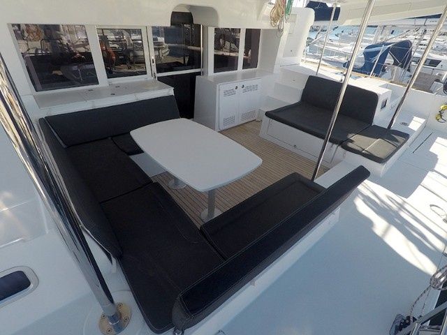Lagoon 450 F | Zuzo 2