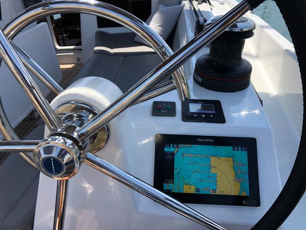 Jeanneau Sun Odyssey 410 | Aquaholic