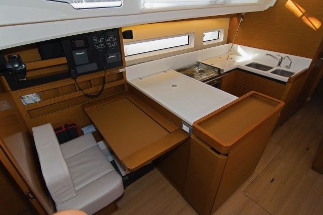 Jeanneau Sun Odyssey 440 | Tanpopo