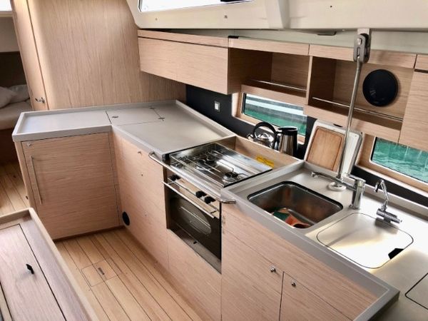 Beneteau Oceanis 46.1 | Daria & Engara
