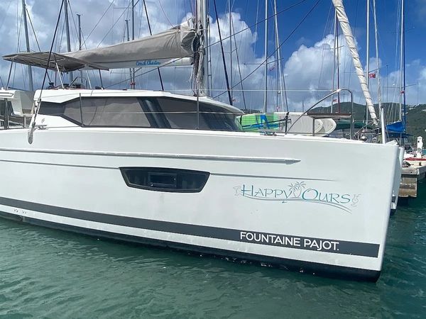 Fountaine Pajot Lucia 40 | Happy Ours