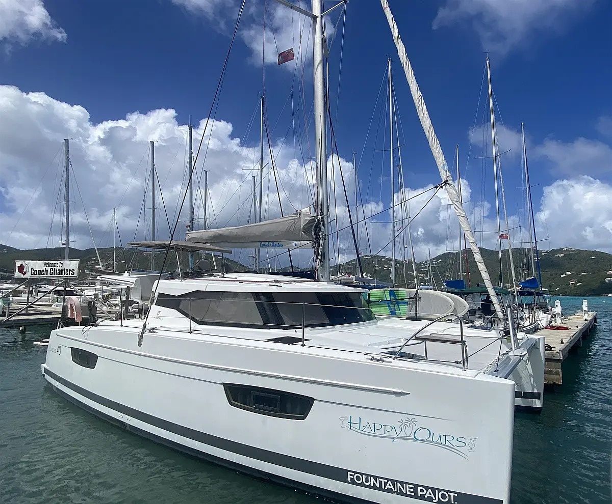Fountaine Pajot Lucia 40 | Happy Ours