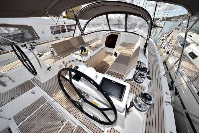 Jeanneau 54 | Mary Lu