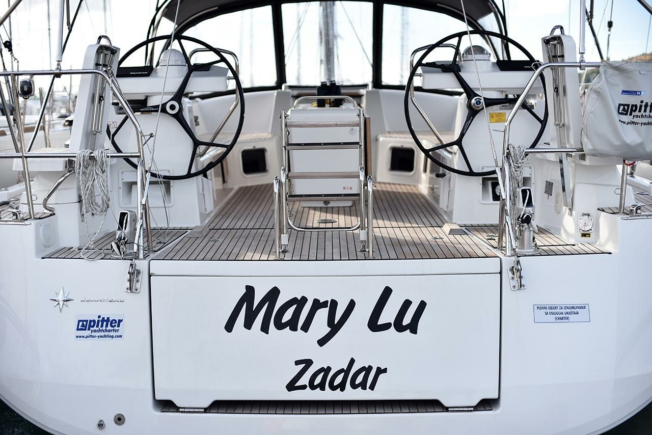 Jeanneau 54 | Mary Lu