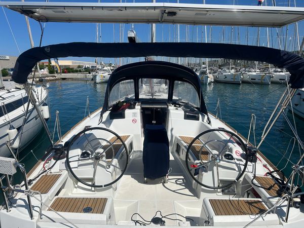 Jeanneau Sun Odyssey 419 | Hendrix
