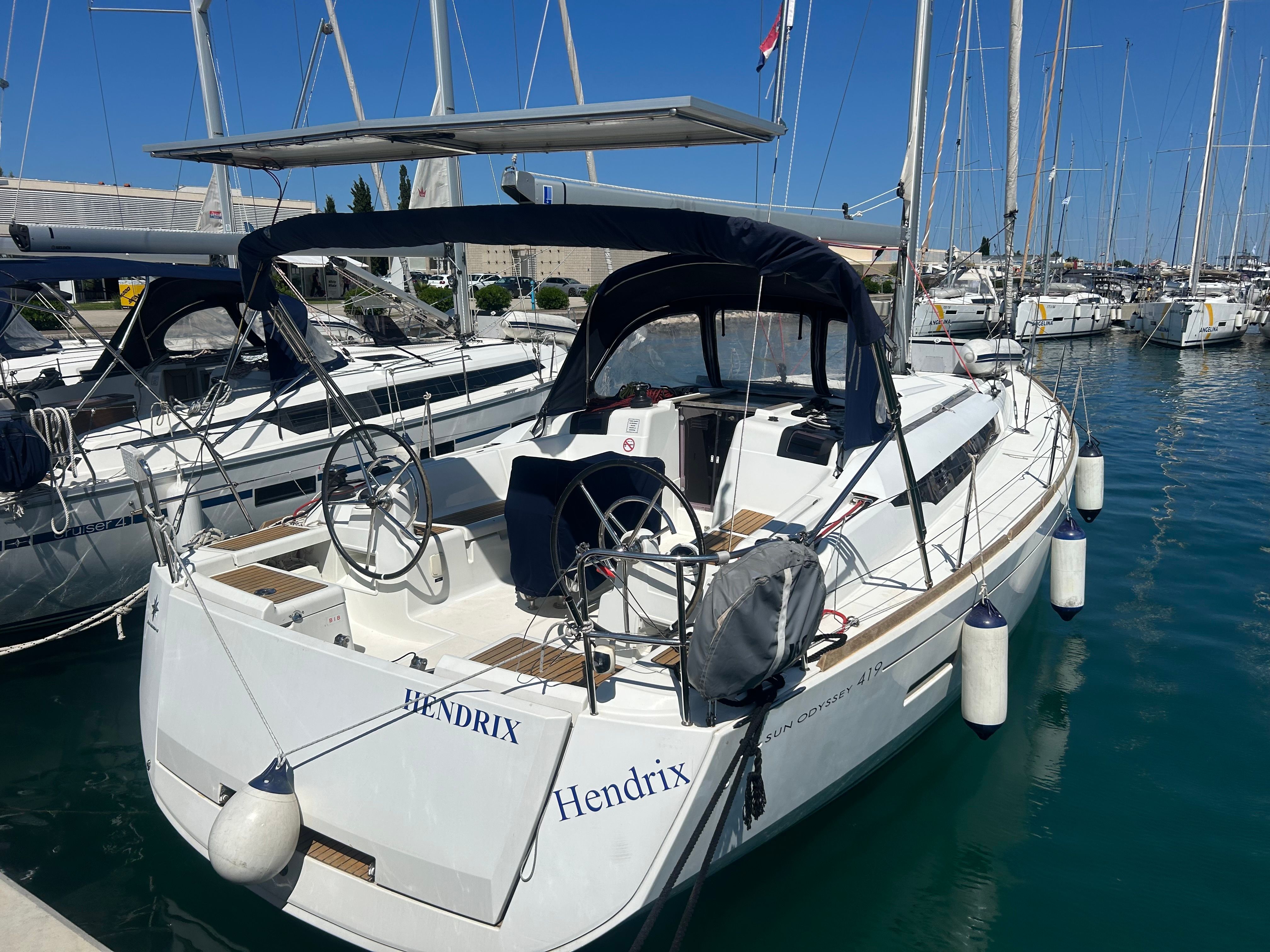 Jeanneau Sun Odyssey 419 | Hendrix