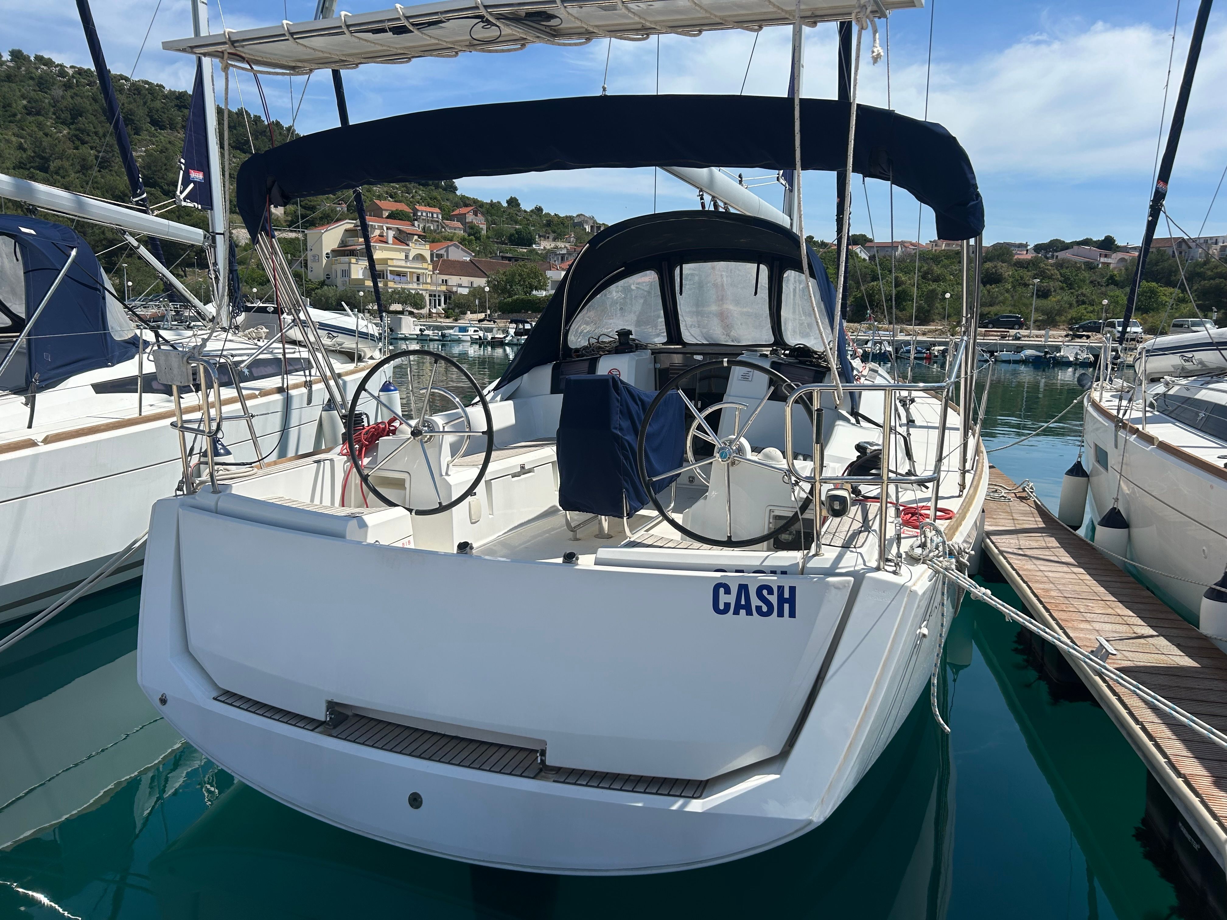 Jeanneau Sun Odyssey 389 | Cash