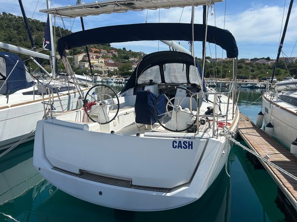 Jeanneau Sun Odyssey 389 | Cash