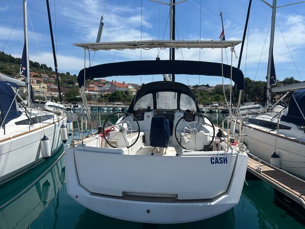 Jeanneau Sun Odyssey 389 | Cash