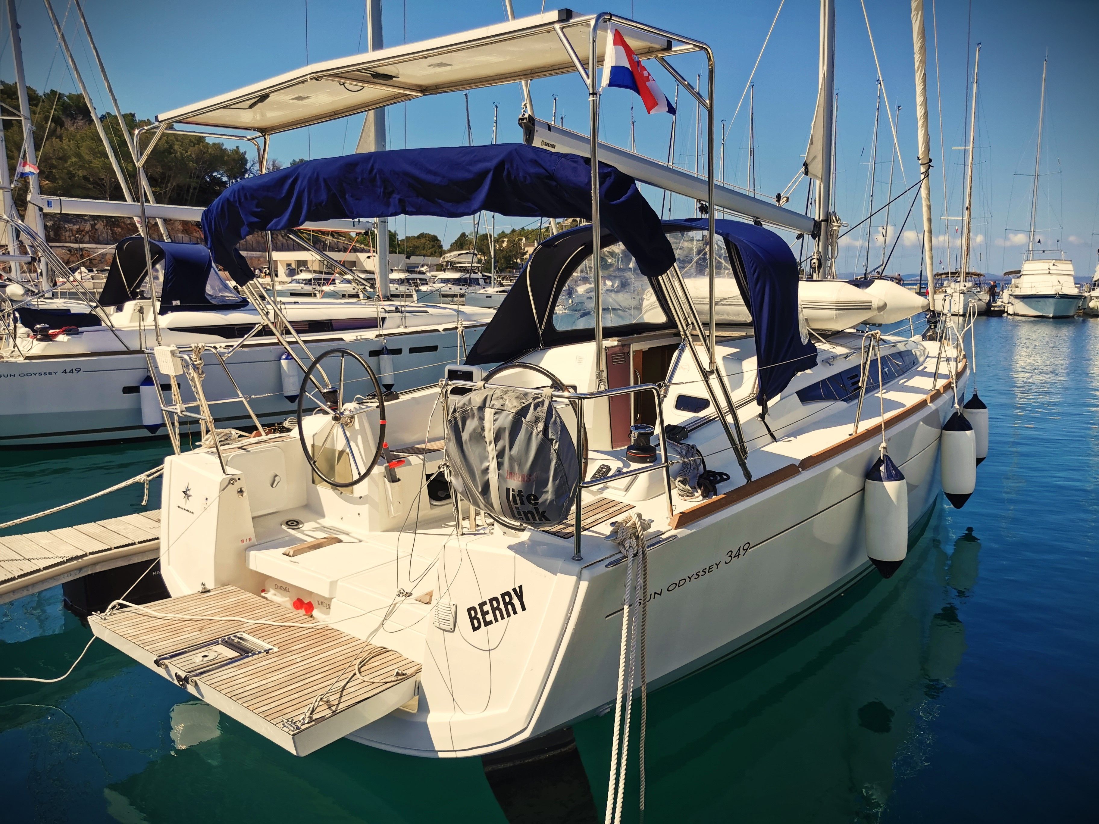 Jeanneau Sun Odyssey 349 | Berry