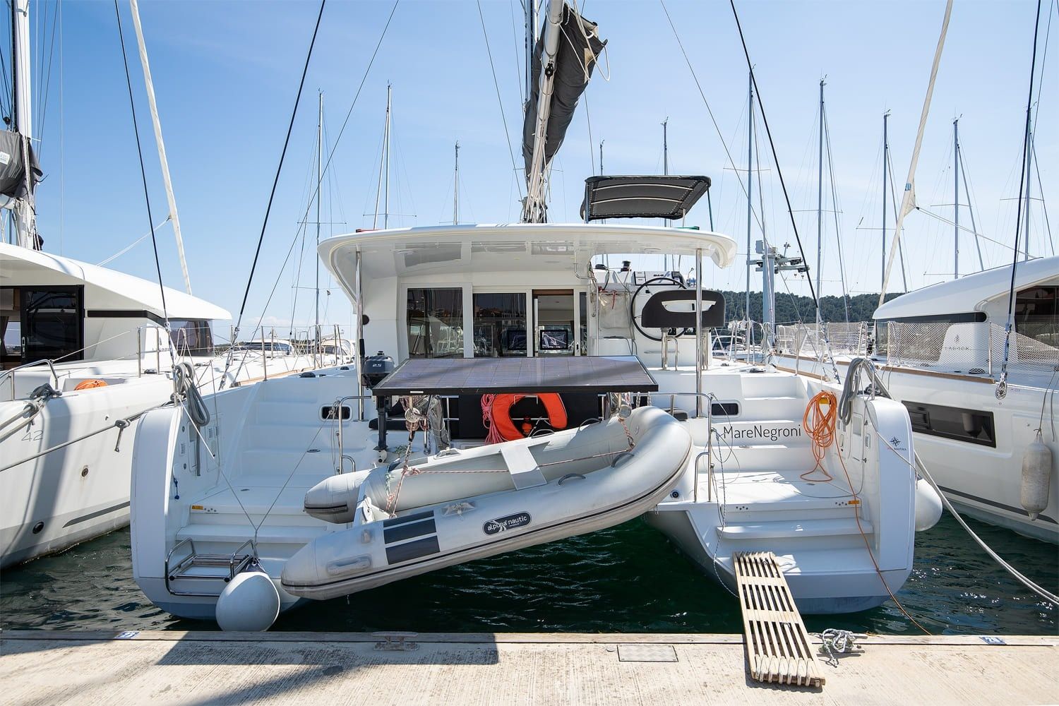 Lagoon 40 | Mare Negroni