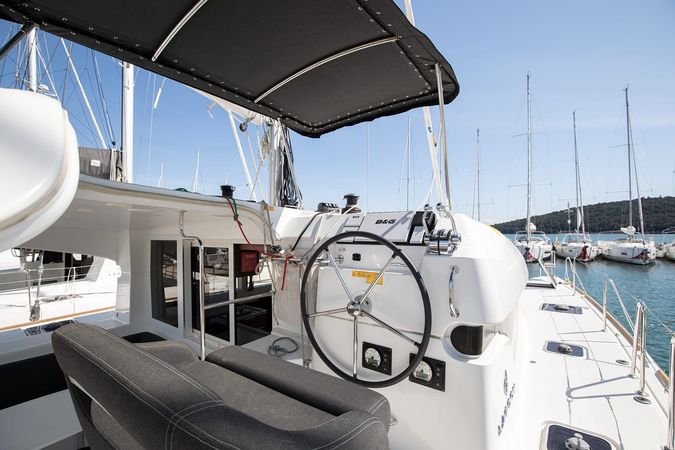 Lagoon 40 | Mare Negroni