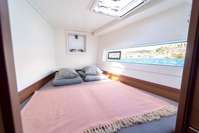 Lagoon 40 | Millennium Falcon