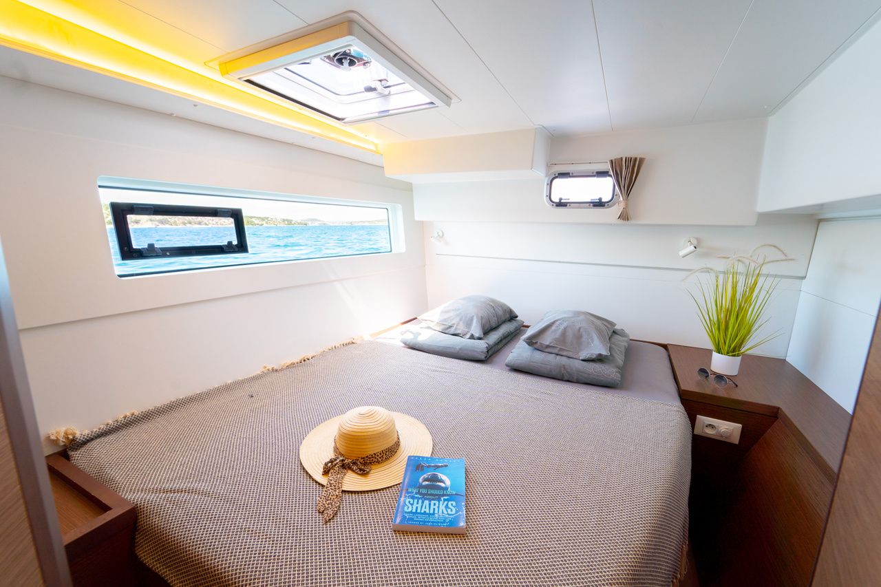 Lagoon 40 | Millennium Falcon