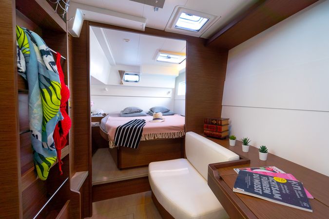 Lagoon 40 | Millennium Falcon