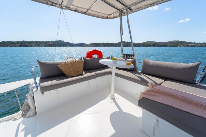 Fountaine Pajot MY 37 | Mon Ami