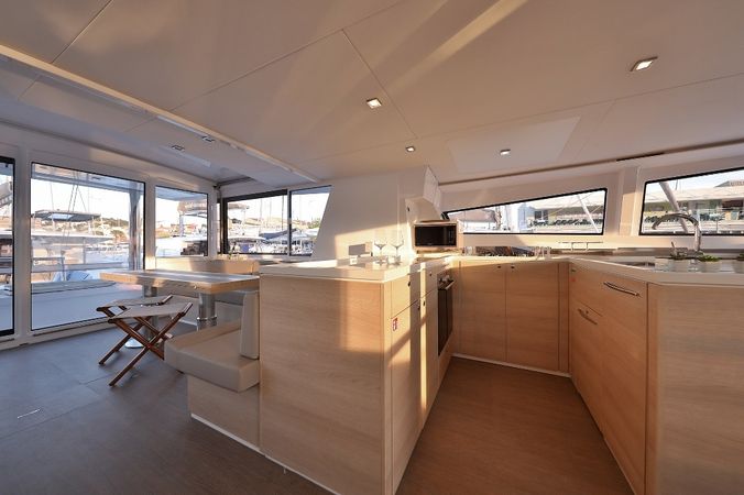 Bali 5.4 | La Lounge