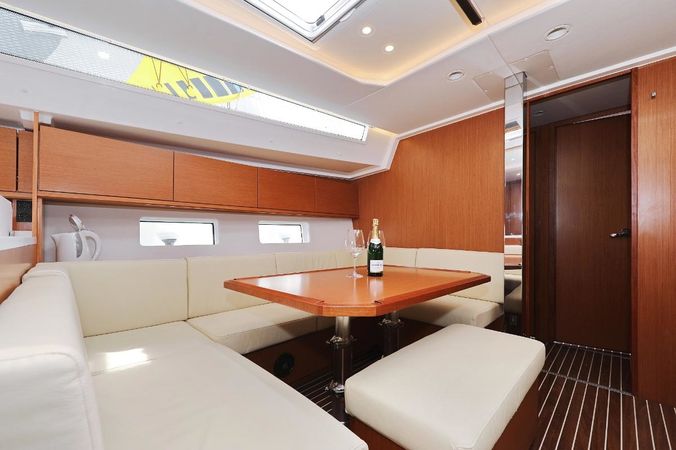 Bavaria C45 | Indigo