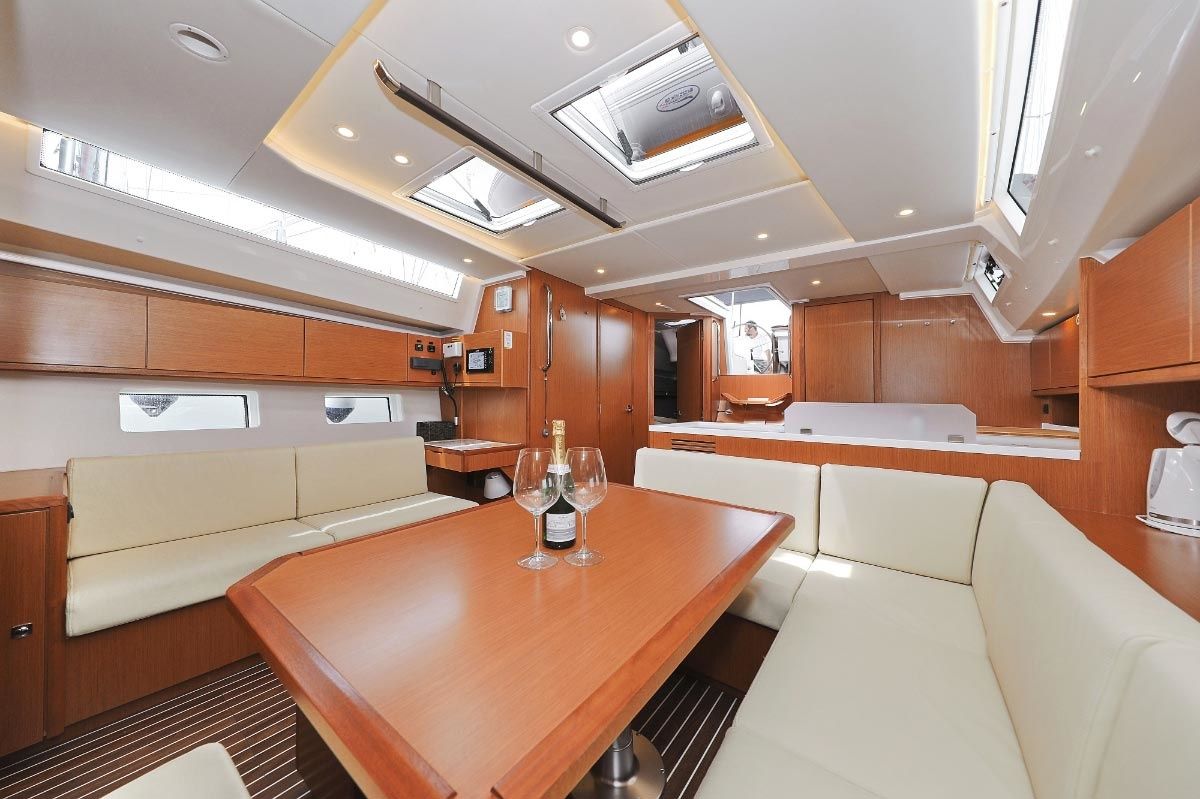 Bavaria C45 | Indigo