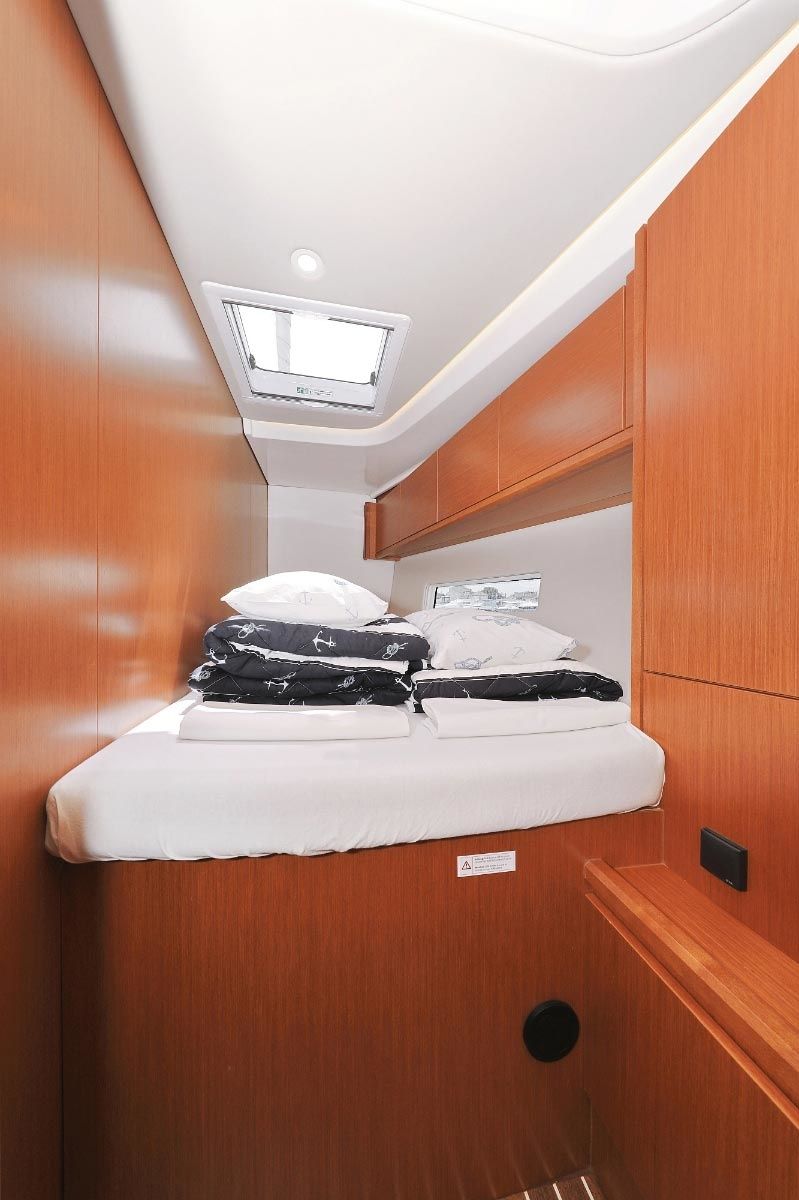 Bavaria C45 | Indigo