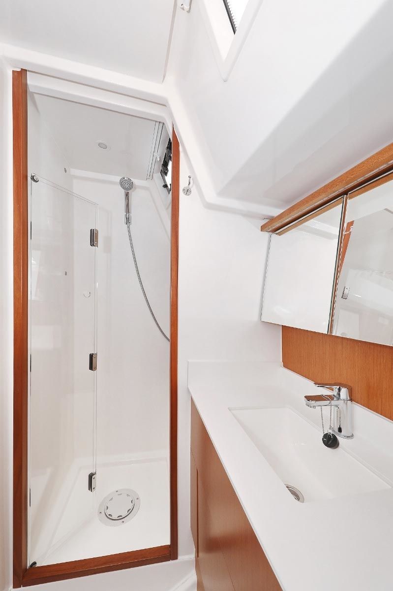 Bavaria C45 | Indigo