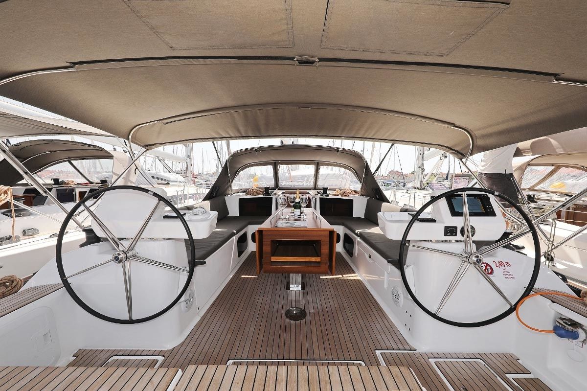 Dufour 520 GL | Luna 77