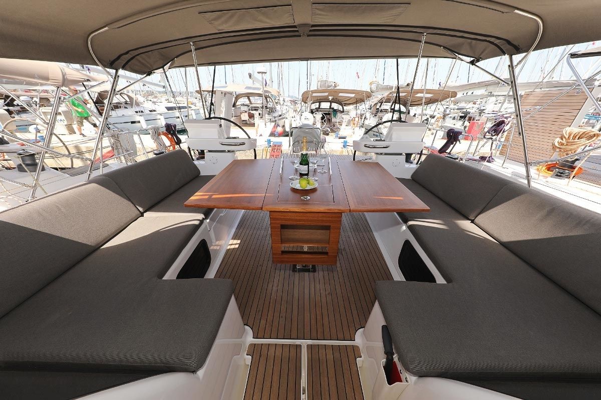 Dufour 520 GL | Luna 77