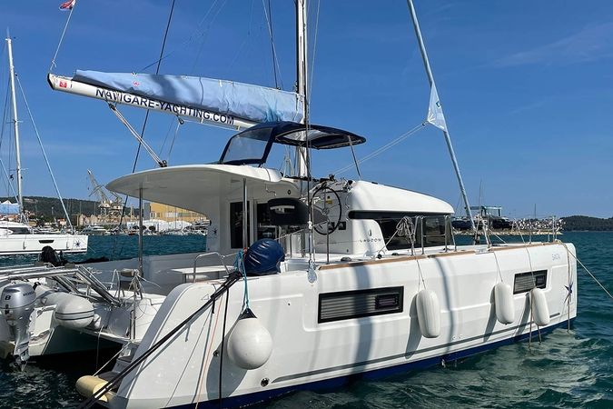 Lagoon 40 | Santai