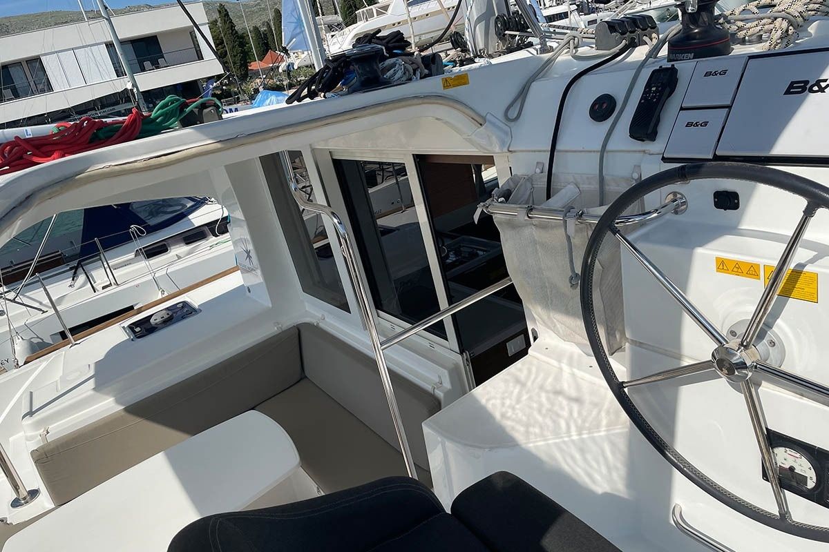 Lagoon 40 | Santai