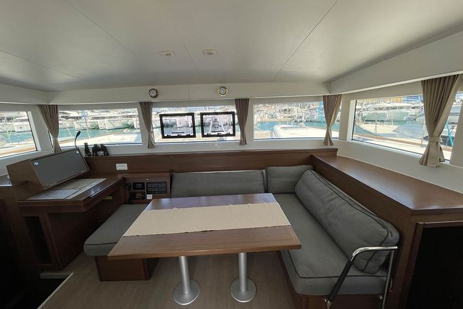 Lagoon 40 | Santai