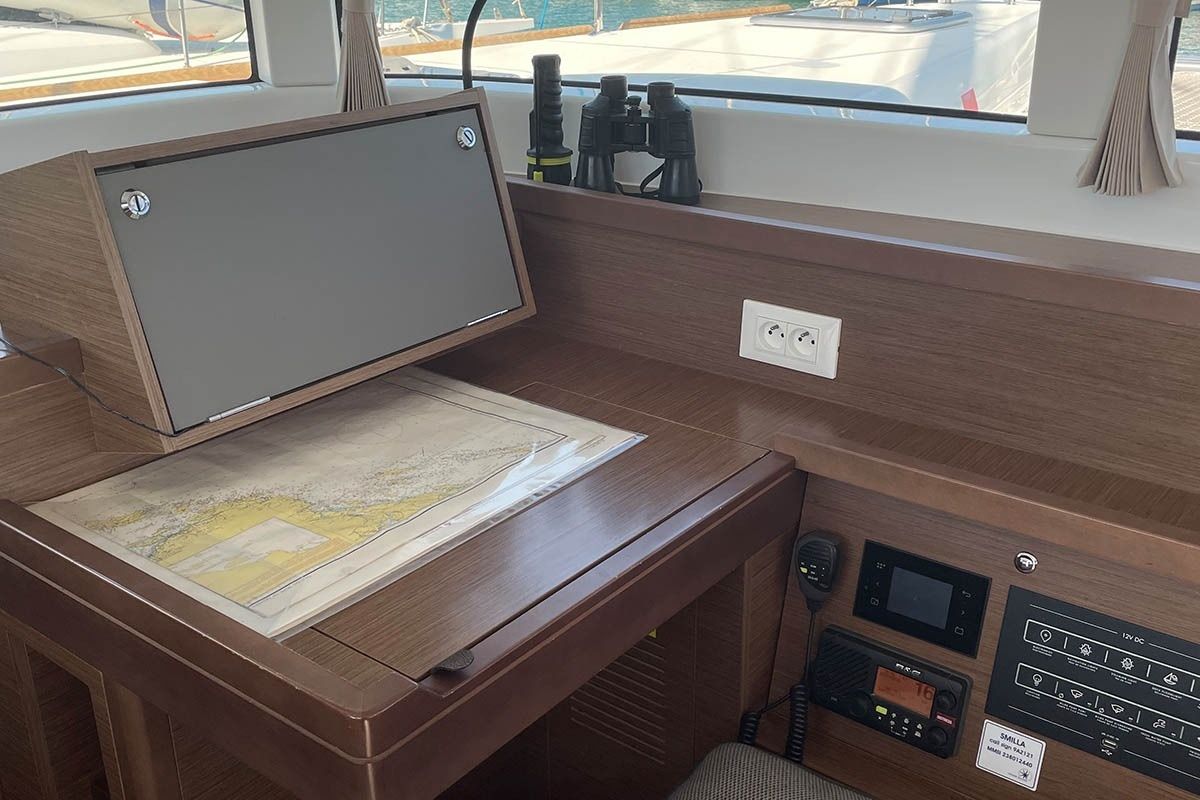 Lagoon 40 | Santai
