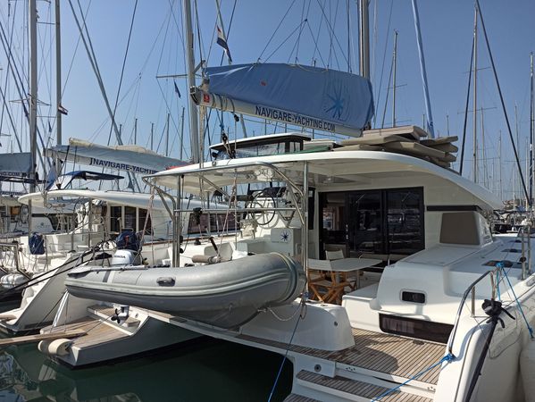 Lagoon 42 | Independent