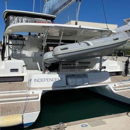Lagoon 42 | Independent