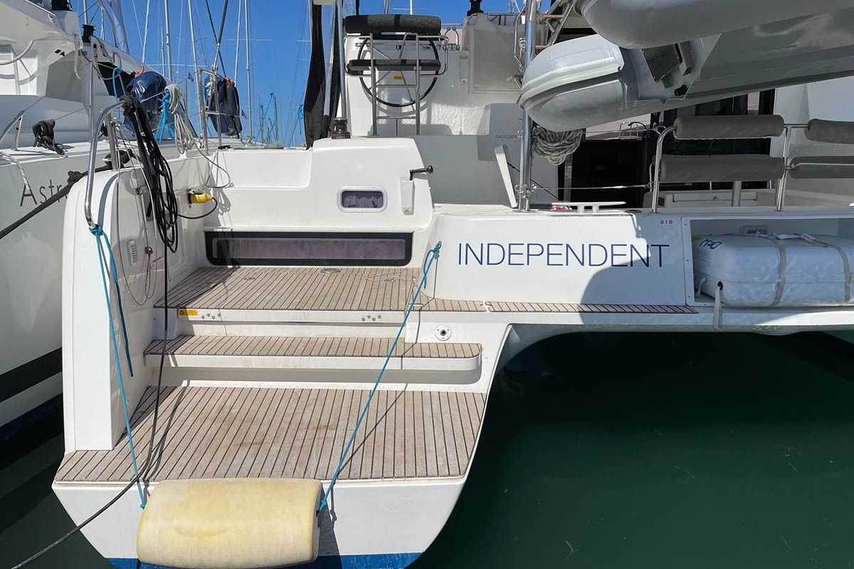 Lagoon 42 | Independent
