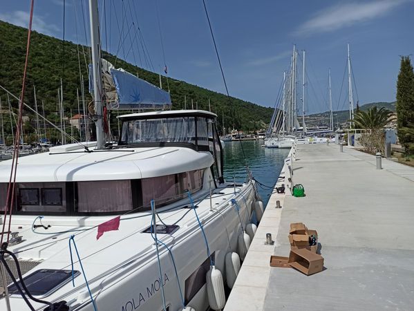 Lagoon 42 | Mola Mola