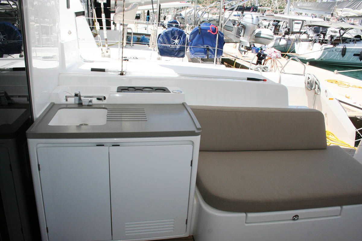 Lagoon 50 | Vi La Ut