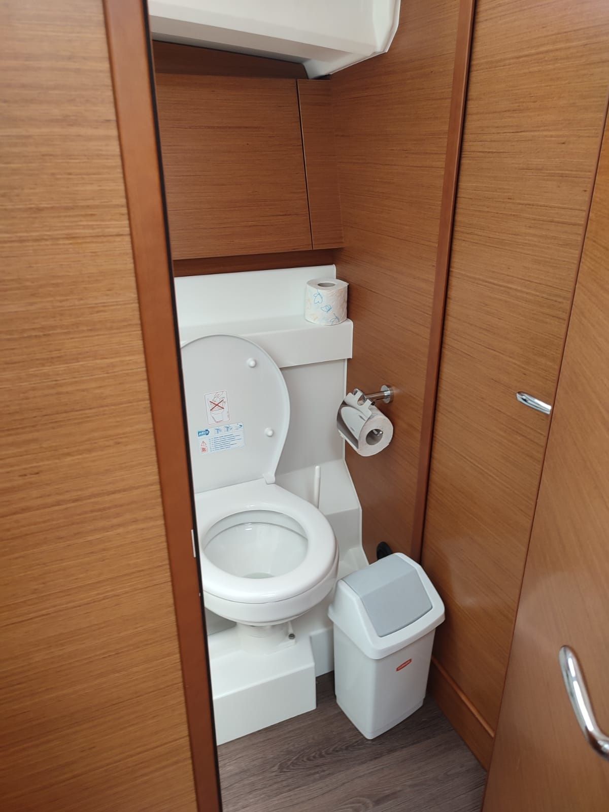 Jeanneau Sun Odyssey 440 | Modesty