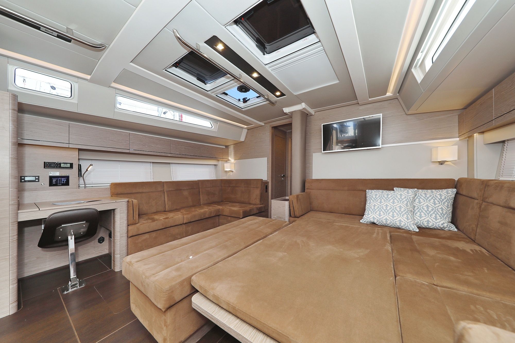 Hanse 548 | Supernova 2