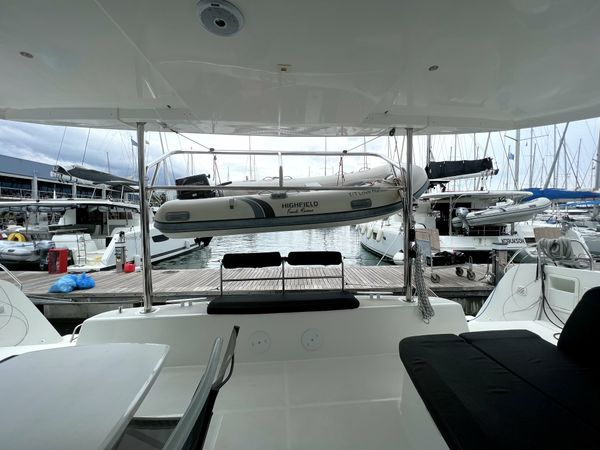 Lagoon 42 | Love hunter