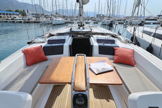 Hanse 458 | Chloe