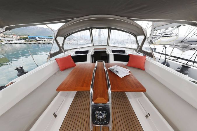 Hanse 458 | Chloe
