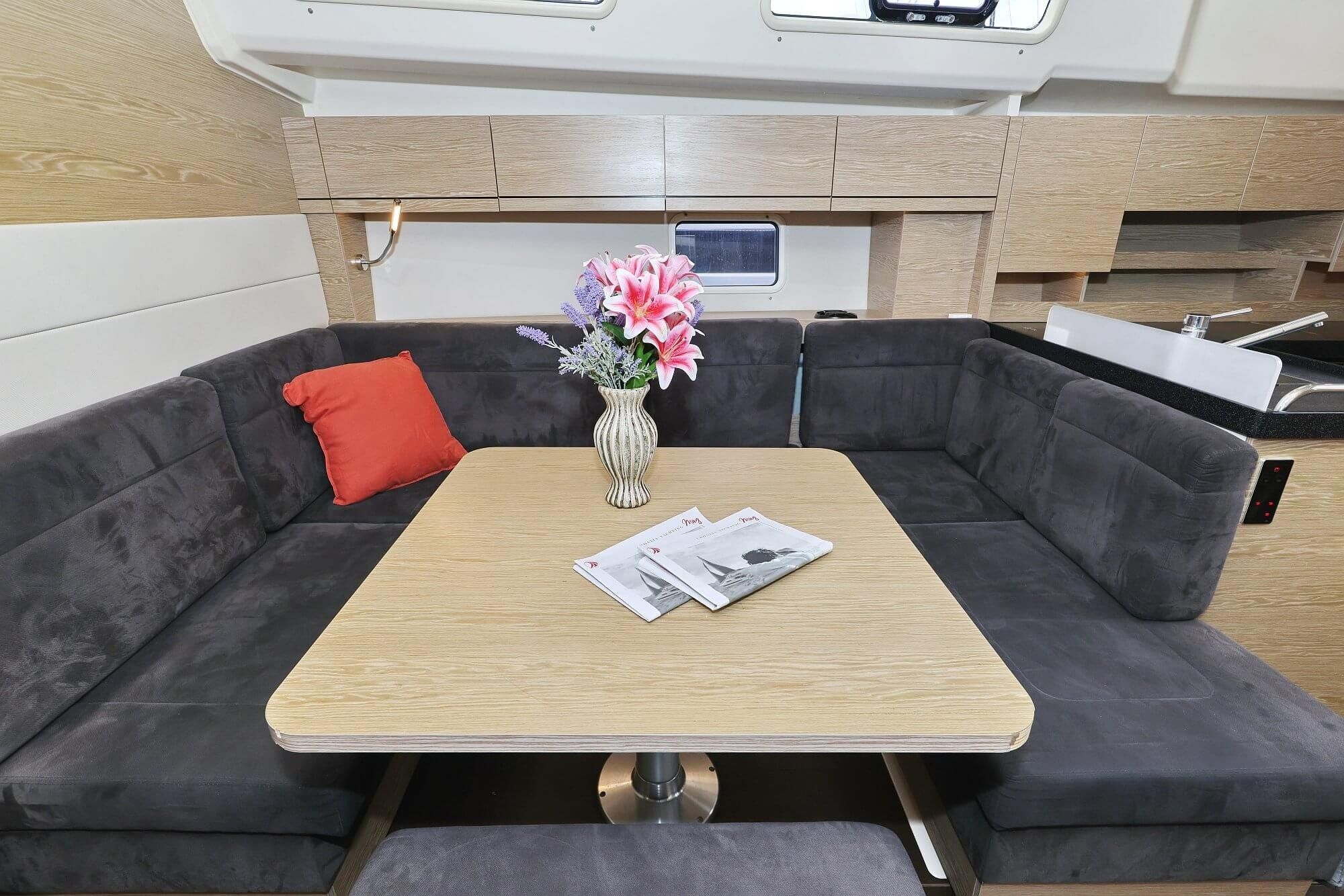 Hanse 458 | Chloe
